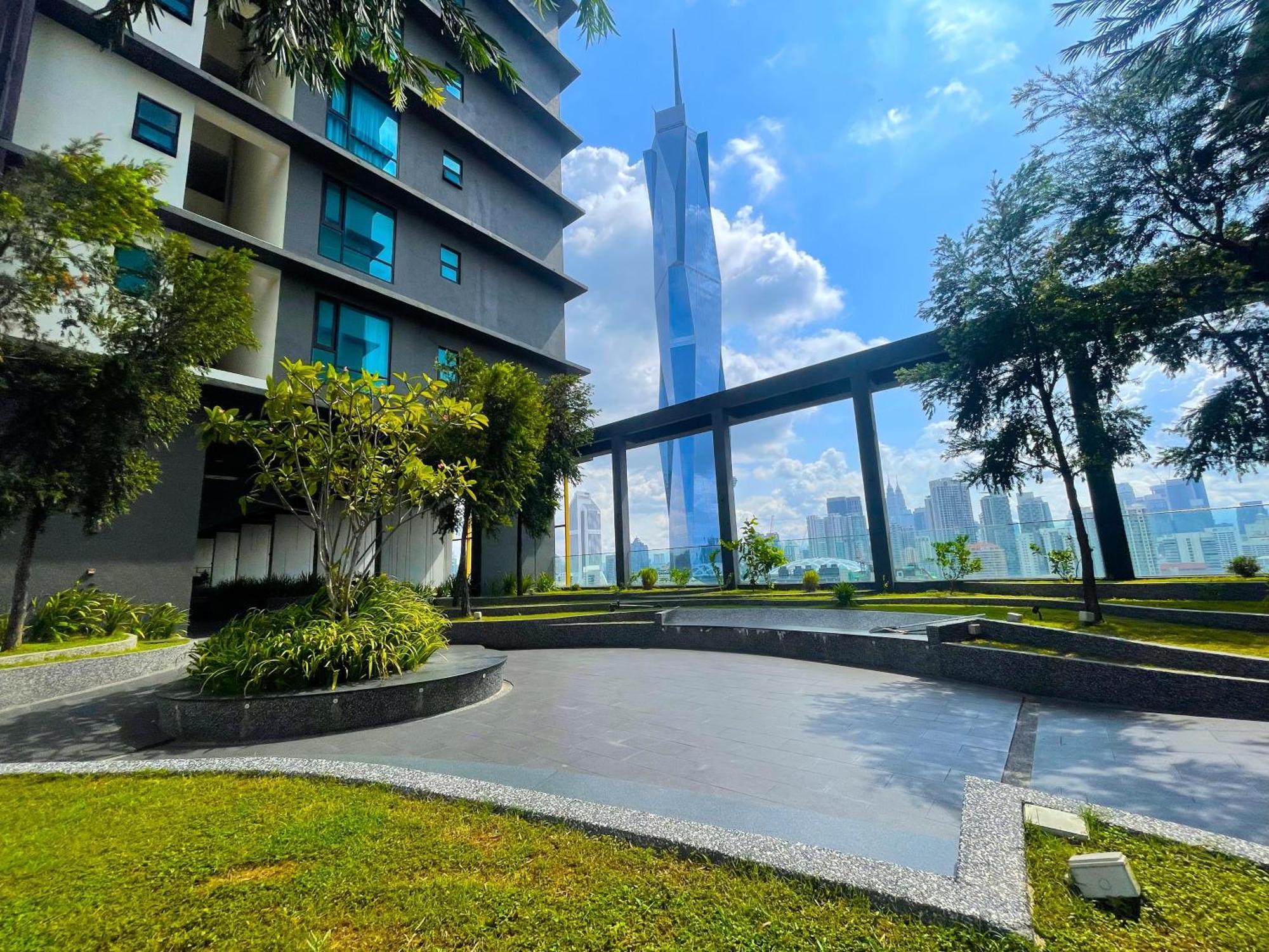 Astra At Opus Residences Pangsapuri *